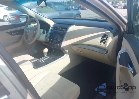 2015 Nissan Altima 2.5 S from USA, damaged, VIN 1N4AL3AP5FC222880